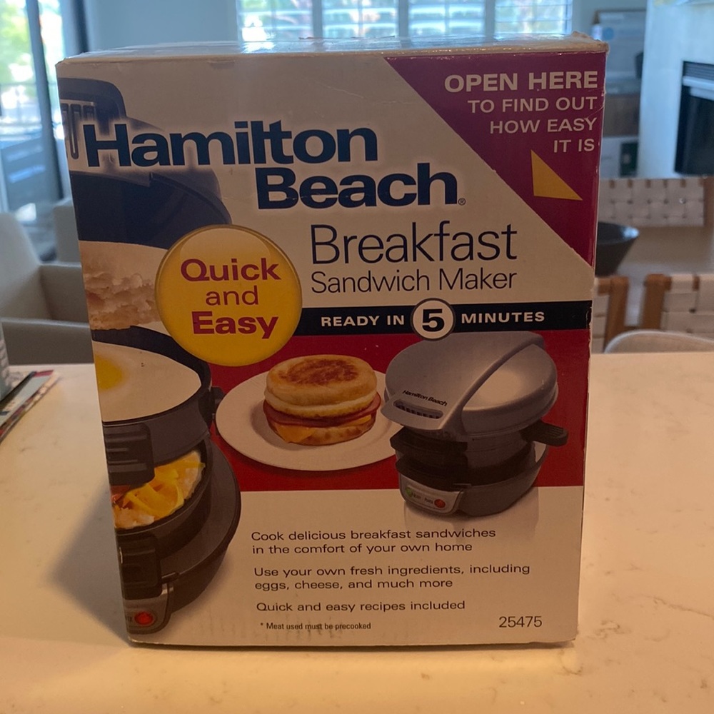 Brand new Never used Hamilton Beach Breakfast Sandwhich Maker